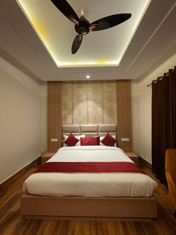 Hotel Crown Savoy, Near Railway Station & Guru Nanak Dev University Amritsar Luaran gambar